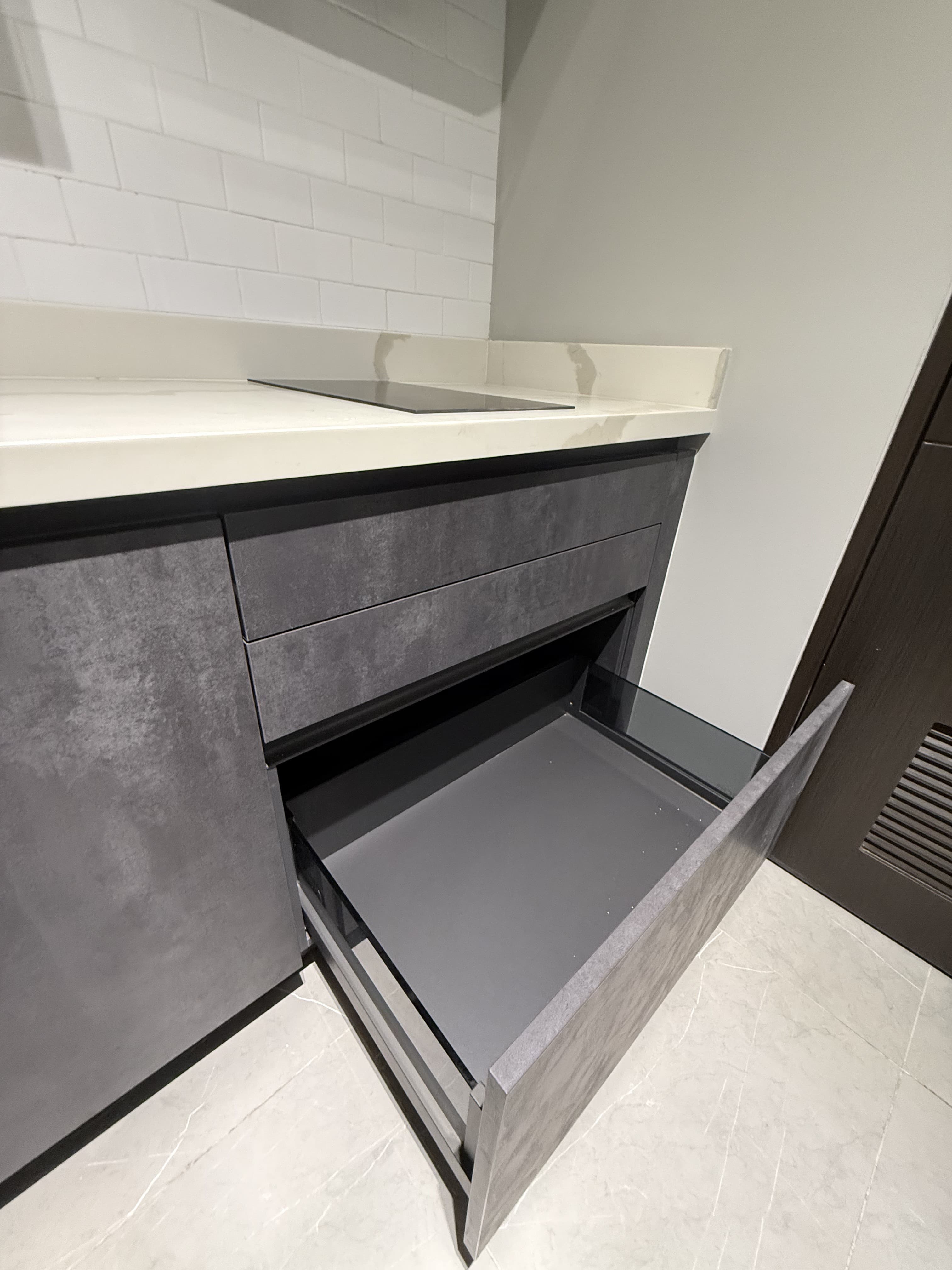 Executive 1 BR - Image 1
