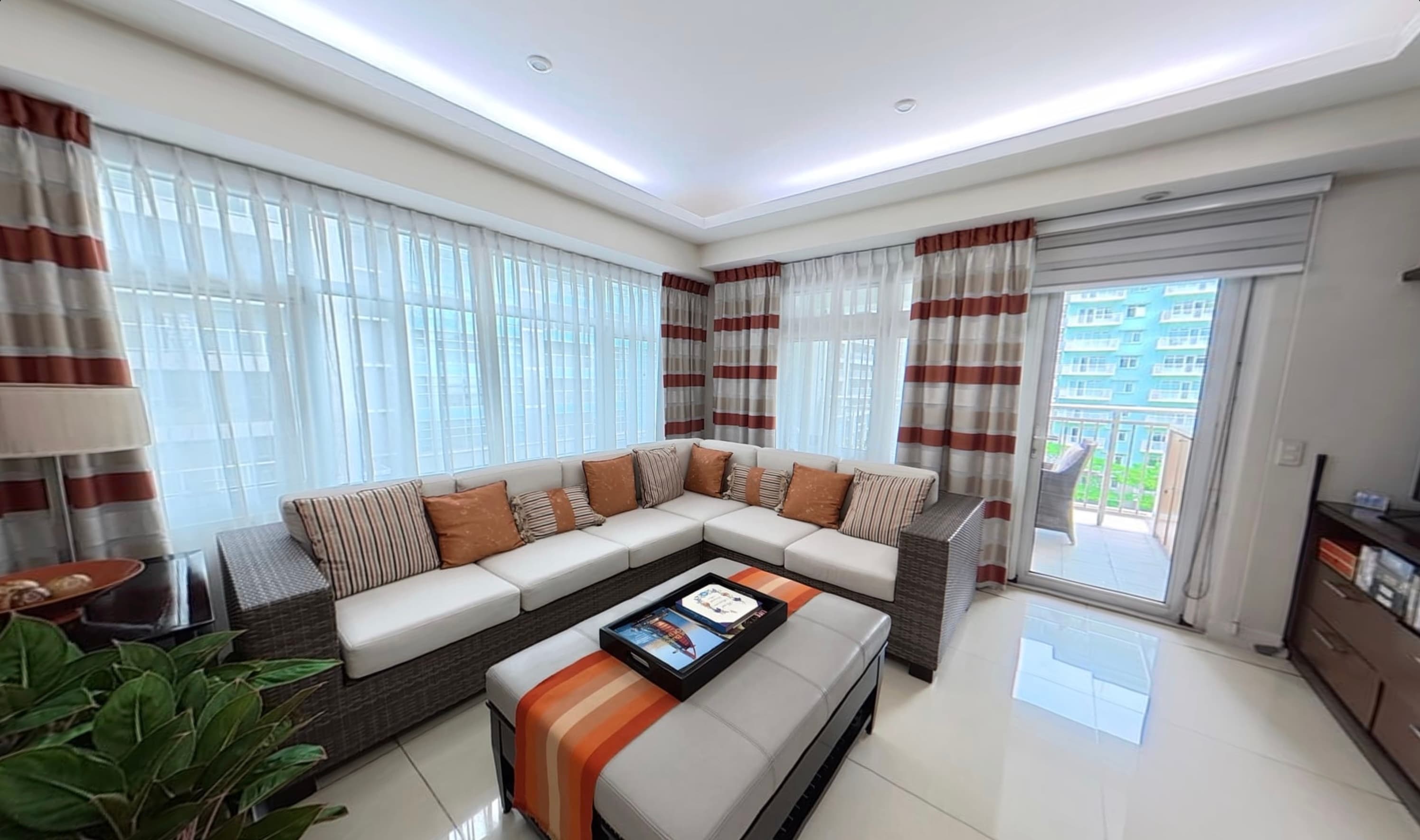 One Serendra ,Jasmine Tower - Image 1